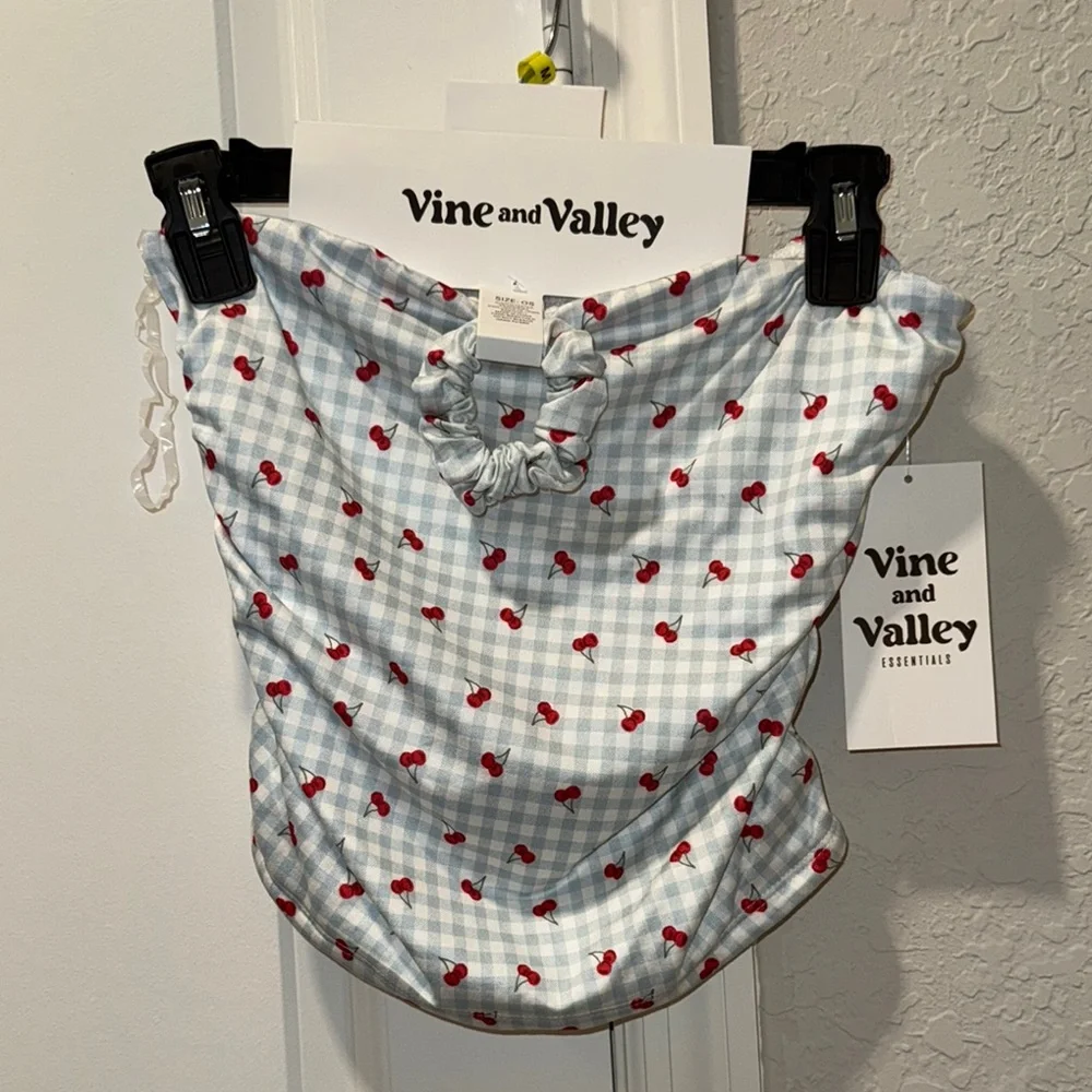 Cherry Print Tank Top - Picture 1 of 4